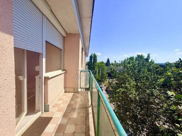 Eladó lakás Oroszlány 40 nm