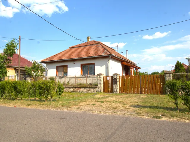 Eladó ház Mezőzombor 91 nm