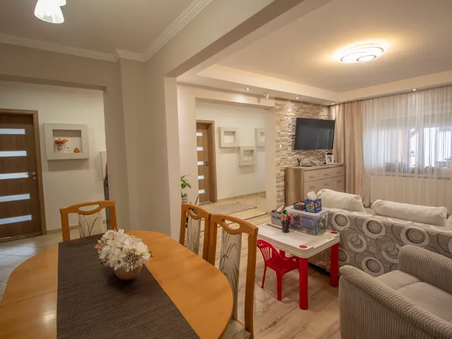Eladó ház Kistokaj 83 nm