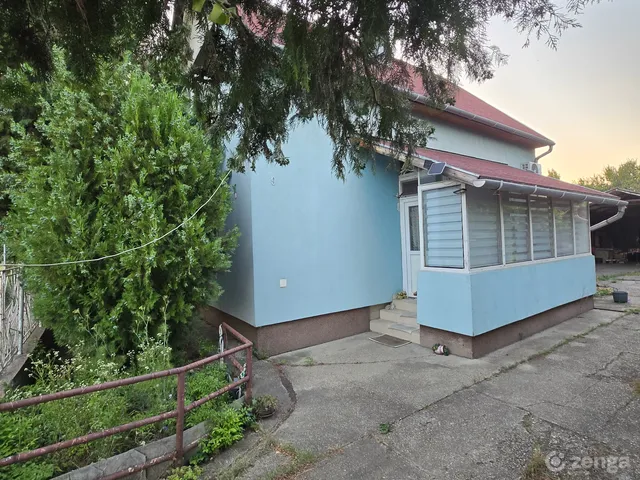Eladó ház Ercsi, Savanyúrét 63 nm