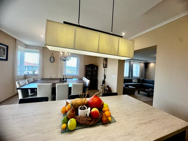 Eladó ház Alsópáhok 238 nm