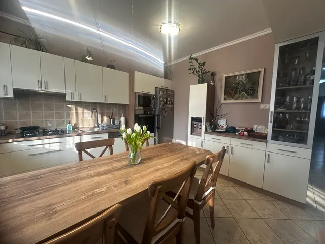 Eladó ház Rezi 147 nm