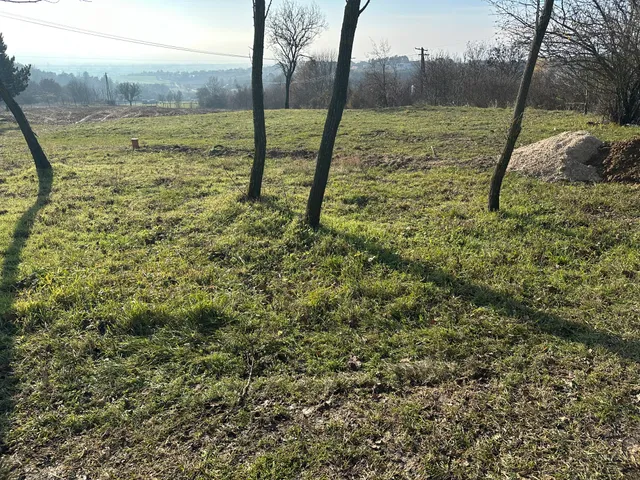 Eladó telek Cserszegtomaj 2000 nm