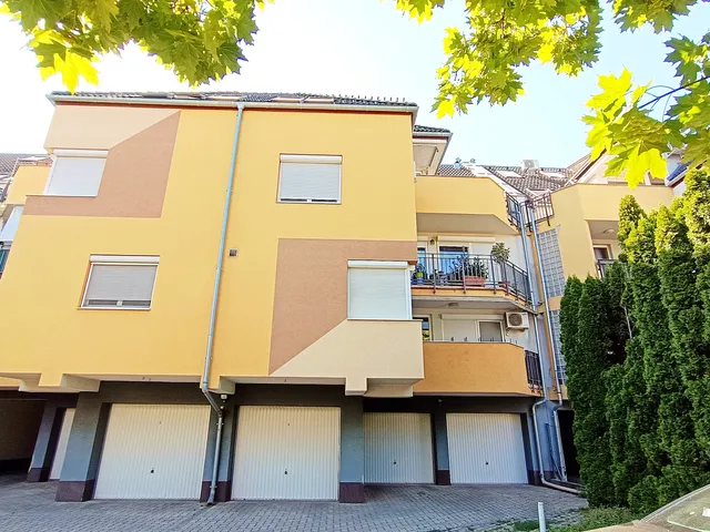Eladó lakás Szeged, Rókus 71 nm