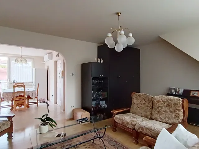 Eladó lakás Szeged, Rókus 62 nm