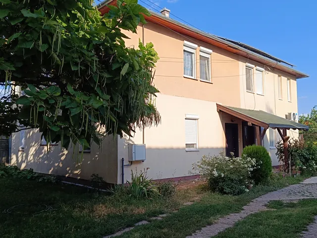 Eladó lakás Szeged, Petőfitelep 60 nm