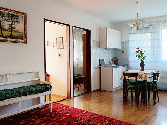 Eladó lakás Szeged, Petőfitelep 60 nm