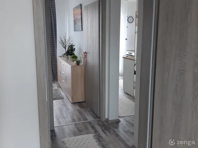 Eladó lakás Komló, Körtvélyes, Hegyhát utca 9 50 nm