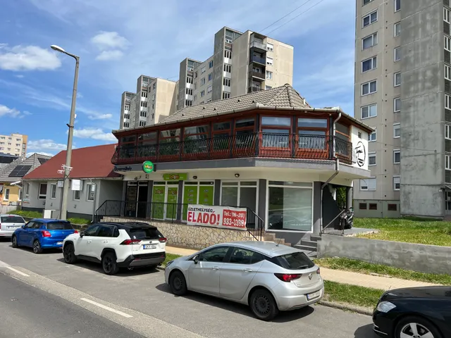 Eladó kereskedelmi és ipari ingatlan Kazincbarcika, Belváros, Egressy út 52 23 nm