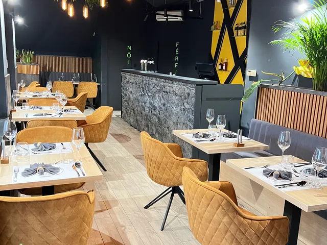 Kiadó kereskedelmi és ipari ingatlan Kazincbarcika, Belváros 114 nm