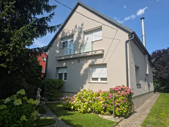 Eladó ház Budapest XVI. kerület, Cinkota 153 nm