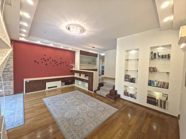 Eladó ház Budapest XVII. kerület, Madárdomb 150 nm