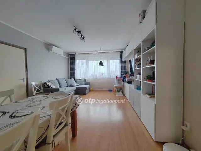 Eladó lakás Budapest X. kerület, Újhegy 68 nm