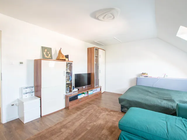 Eladó lakás Szombathely, Oladi lakótelep 78 nm