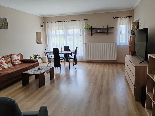 Eladó ház Petrikeresztúr 120 nm