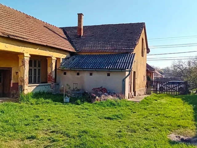 Eladó telek Tokaj 1400 nm