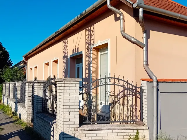 Eladó ház Tokaj 302 nm