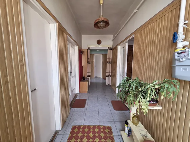 Eladó ház Rakamaz 84 nm