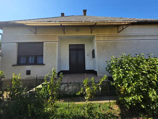 Eladó ház Tiszanagyfalu 77 nm