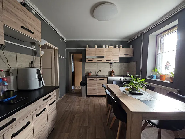 Eladó ház Rakamaz 81 nm