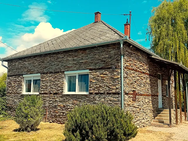 Eladó ház Rakamaz 80 nm
