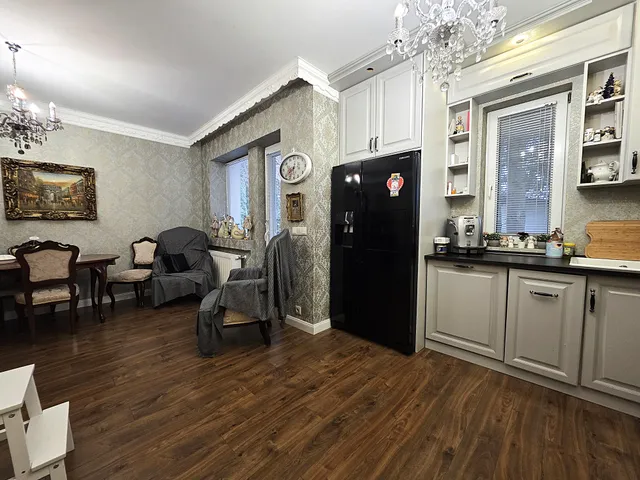 Eladó ház Rakamaz 280 nm