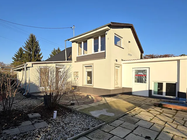 Eladó ház Rakamaz 77 nm