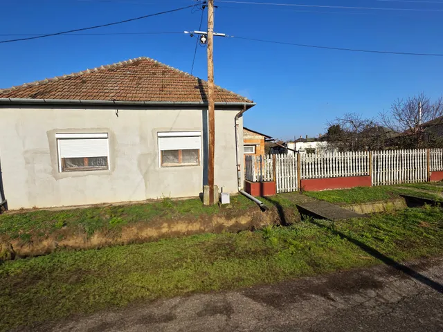 Eladó ház Rakamaz 88 nm