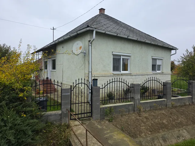 Eladó ház Tiszanagyfalu 77 nm