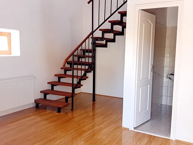 Eladó ház Rakamaz 157 nm