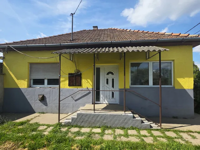 Eladó ház Tiszavasvári 136 nm