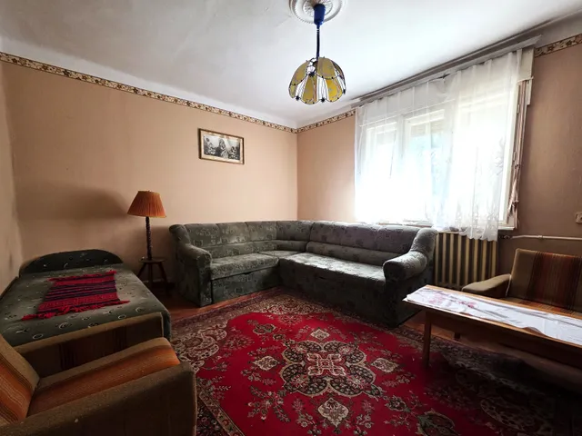Eladó ház Rakamaz 74 nm
