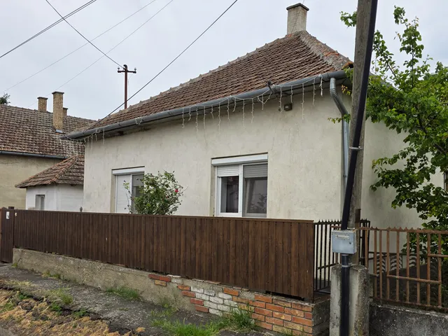 Eladó ház Tiszanagyfalu 59 nm