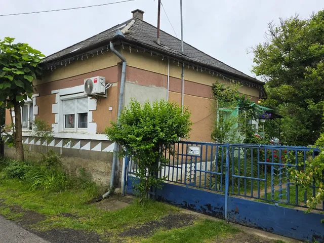 Eladó ház Rakamaz 82 nm