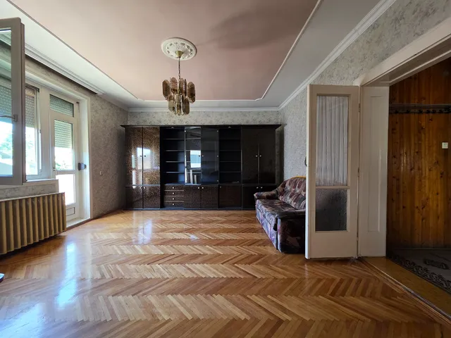 Eladó ház Rakamaz 93 nm