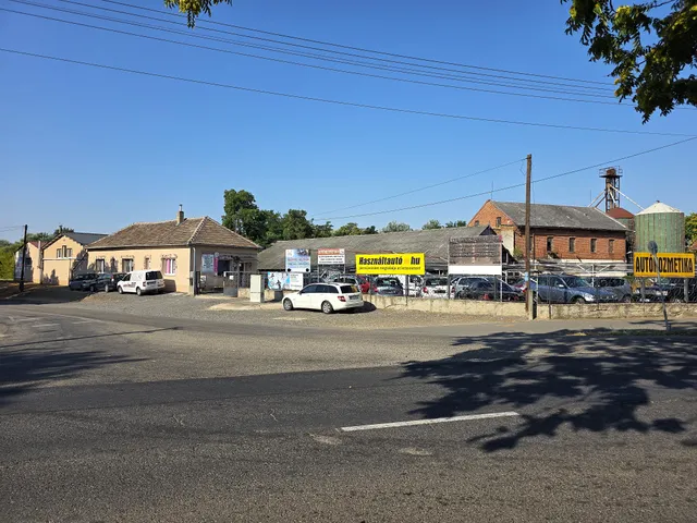 Eladó kereskedelmi és ipari ingatlan Rakamaz 295 nm