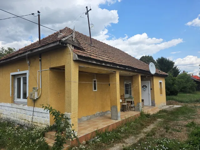 Eladó ház Rakamaz 42 nm
