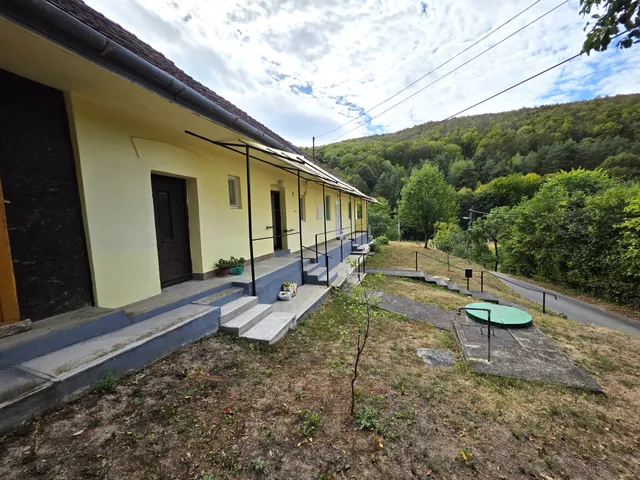 Eladó ház Vágáshuta 84 nm
