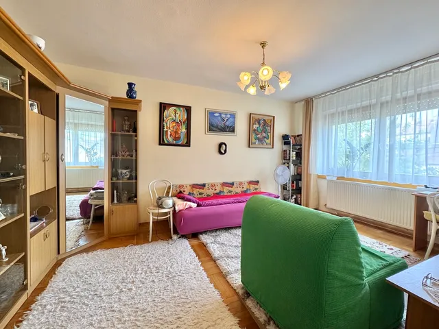 Eladó lakás Budapest X. kerület, Óhegy 32 nm