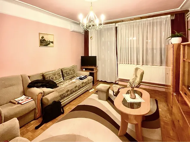 Eladó lakás Pápa, Vajda Péter-lakótelep 42 nm