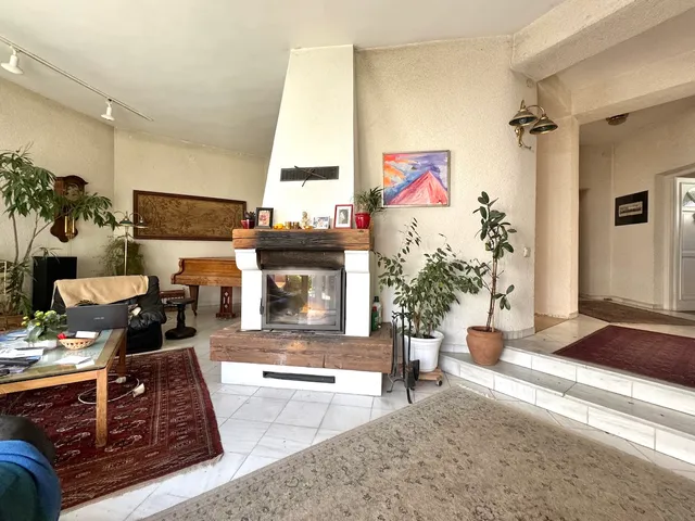 Eladó ház Budapest II. kerület, Pesthidegkút-Ófalu 200 nm