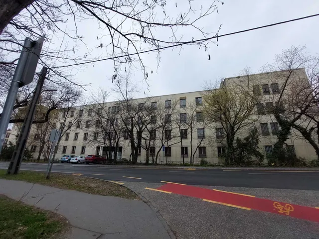 Eladó kereskedelmi és ipari ingatlan Budapest X. kerület, Óhegy 7210 nm
