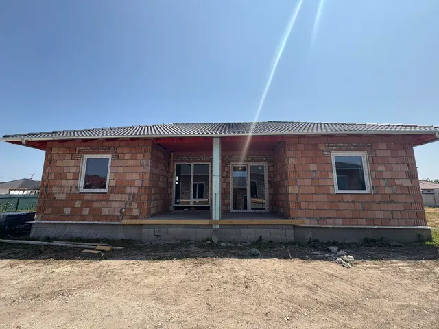 Eladó ház Kiskunlacháza 82 nm