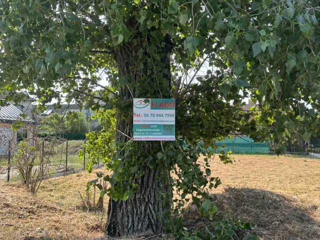 Eladó telek Szigetszentmiklós 880 nm