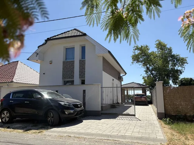 Eladó ház Délegyháza 99 nm