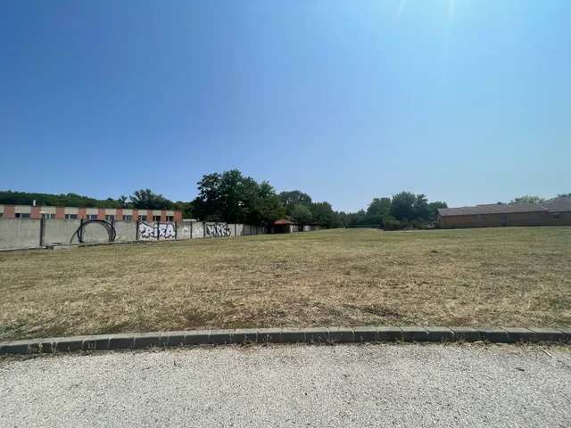 Eladó telek Szigethalom 4985 nm