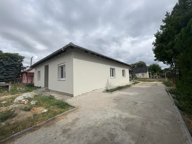 Eladó ház Szigethalom, Marlyntelep 122 nm