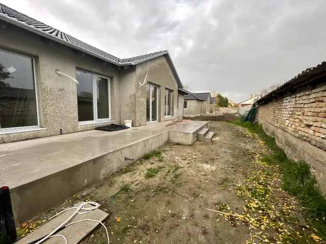 Eladó ház Kiskunlacháza 87 nm