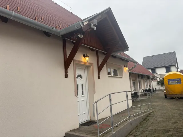 Eladó üdülő és hétvégi ház Hajdúszoboszló 242 nm