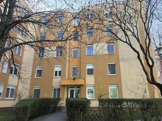 Eladó lakás Budapest XXI. kerület, Erdősor 64 nm